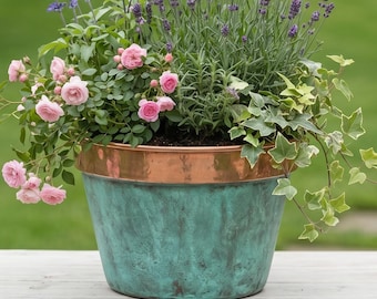 Maceta con pátina verde de cobre / Jarrón de flores de cobre hecho a mano / Maceta para plantas de interior y exterior