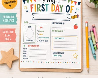 Op de afbeelding: Een printbaar schoolvragenlijstje op een klembord met de tekst My First Day Of, voorzien van kleurrijke vlaggetjes, een potlood, een appel en sterren. Het formulier bevat secties voor datum, leeftijd, leraar, school, favorieten en doelen.