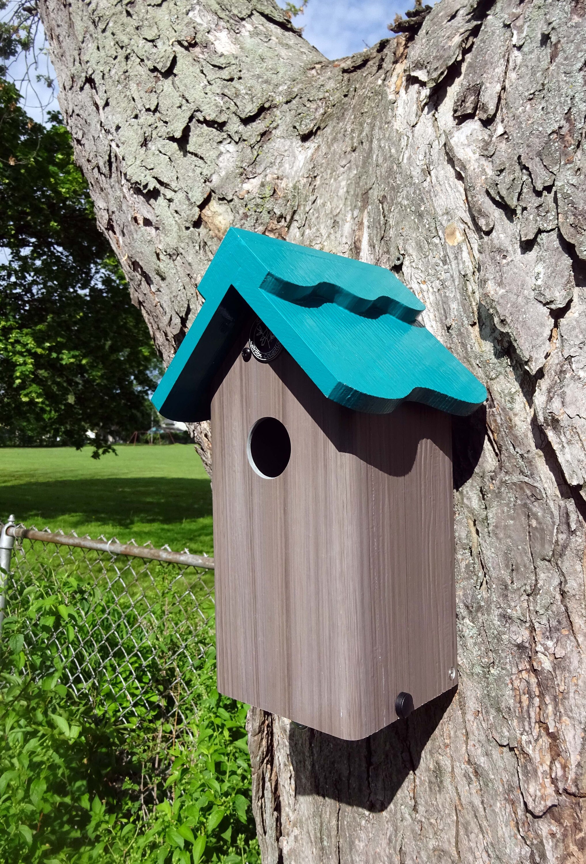 Bluebird house, modern, weatherable, PVC cedar outdoor bird house fully