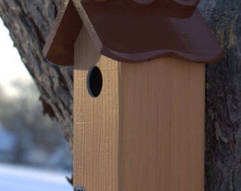 Best value modern bluebird house, PVC cedar outdoor bird house fully functional virtually maintenance free post mount new design unique