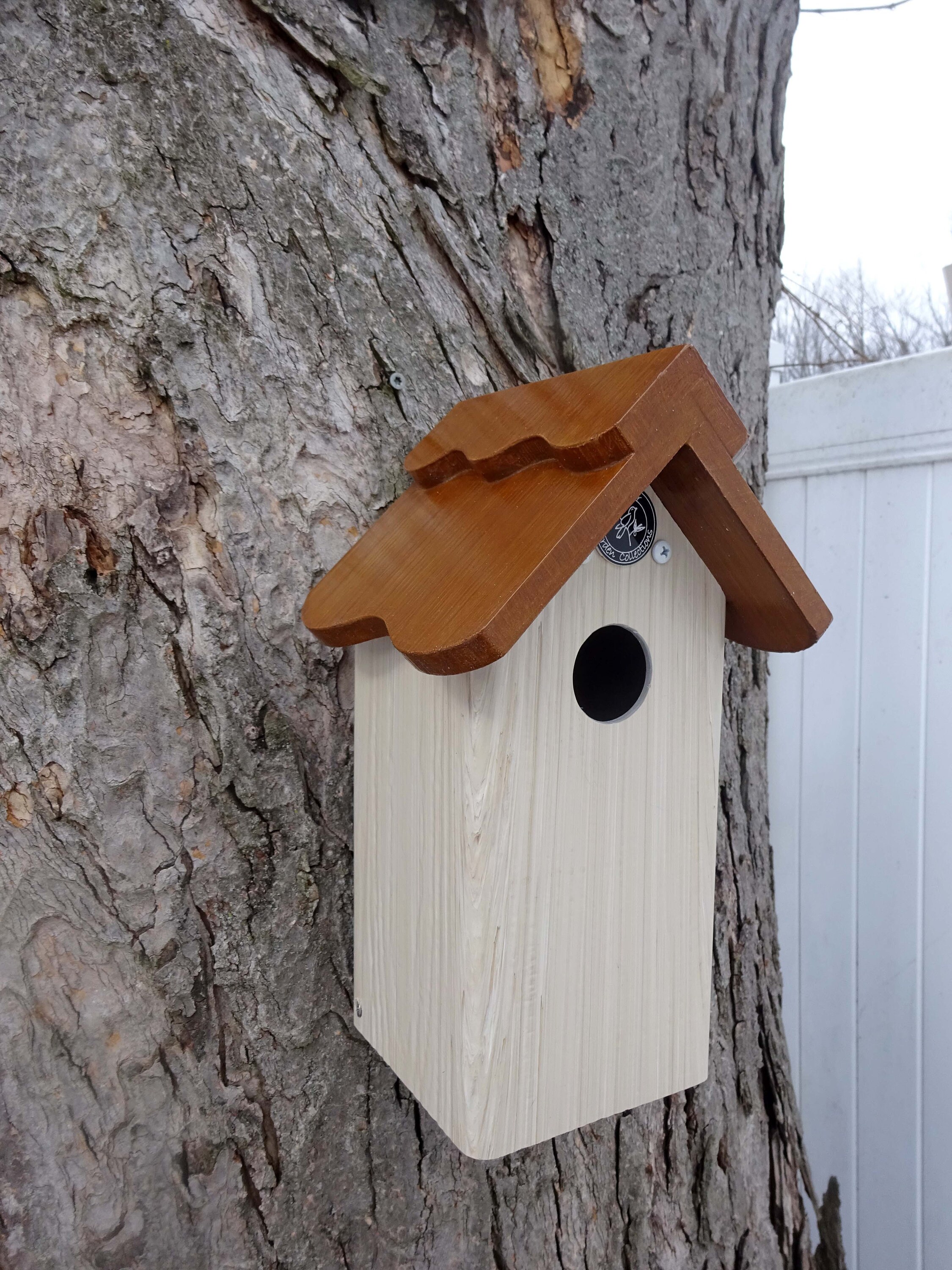 Bluebird house, modern, weatherable, PVC cedar outdoor bird house fully
