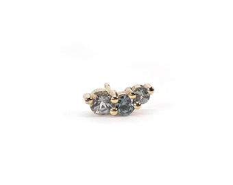 14k Stud Earring - FARA Stud in 14k geel goud met grijze spinel. Fijne sieraden. Massief gouden oorklimmer. Conch piercing. Helix-piercing.