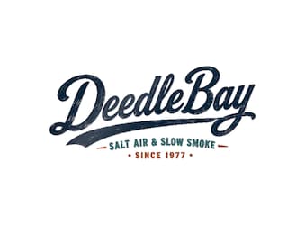 Naklejka z logo Vintage Coastal | Naklejka w stylu retro Southern na laptopa, chłodziarkę lub butelkę z wodą | Logo Deedlebay