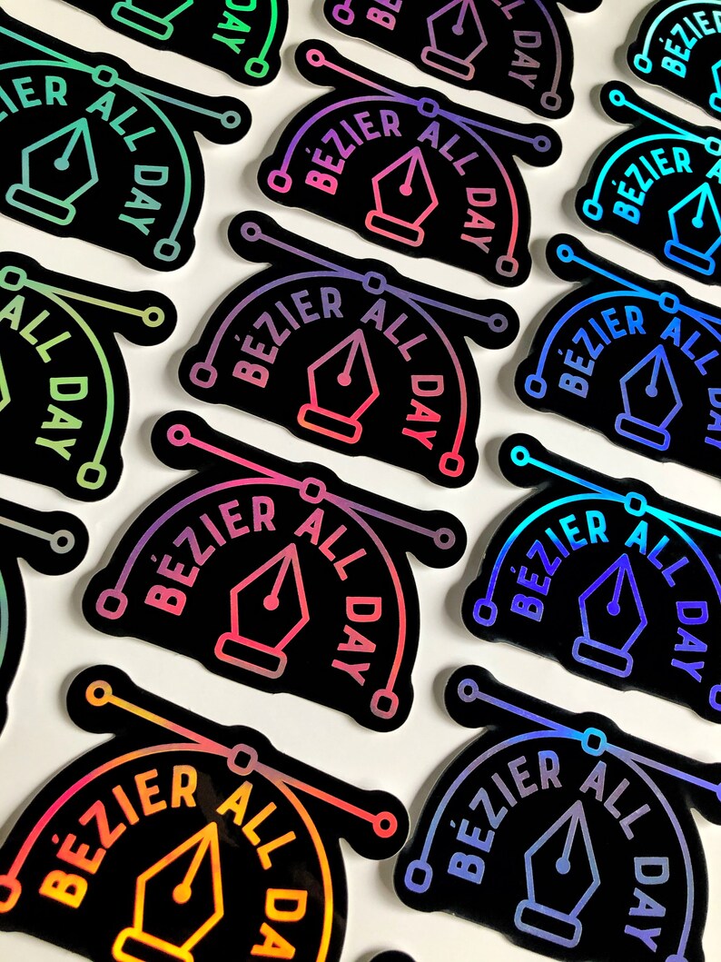Puede incluir: Una colecci&oacute;n de pegatinas iridiscentes de colores con el texto "Bezier All Day" y un icono de bol&iacute;grafo estilizado. Las pegatinas est&aacute;n dispuestas en fila, con cada pegatina presentando un degradado de color diferente.