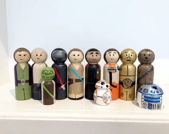 11 Piece set Star Wars Hand painted wooden peg people Commander Leia,Kylo Ren, Han Solo, Rey, Finn, Poe, Yoda, R2D2, C3PO, BB-8 & Chewbacca