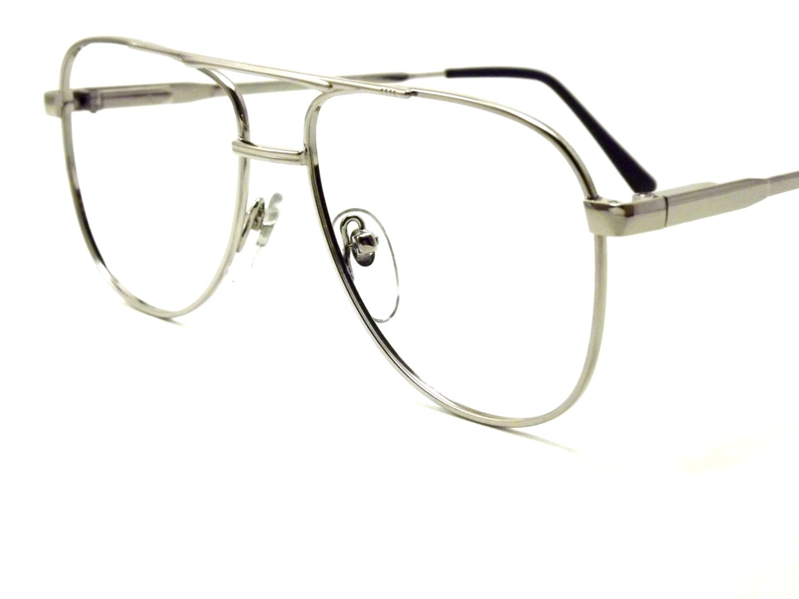 Silver glasses. Серебряные очки. Оправа мужская серебристая. Очки серебряная железная оправа. Очки серебристые.