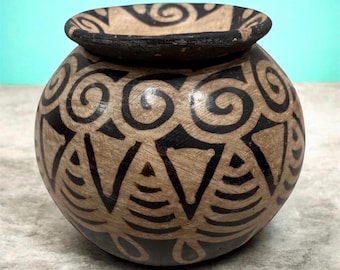 Jarrón de cerámica Lenca vintage de 15,9 cm (6,25 pulgadas) de estilo tribal del suroeste, decoración bohemia.