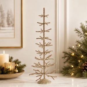 Árbol de Navidad Pottery Barn LoveShackFancy Gold Glitter de 24 pulgadas con cuentas de cristal, grande.