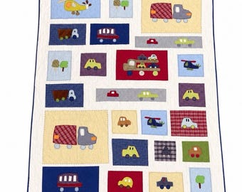 Edredón infantil vintage de patchwork de Pottery Barn con apliques de transporte, tamaño individual, 68" x 86". Raro.