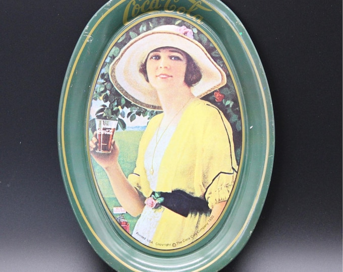 Vintage 1973 Coca Cola Tin Tip Tray 1920 Golfer Girl Green Small Change Mini