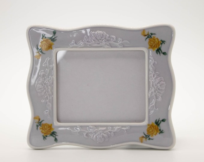 Vintage Avon 2007 Presidents Club Porcelain Rose Picture Frame
