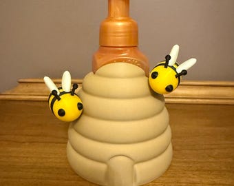 Bee Hive and Bumblebee Bath and Body Works Soap Holder
