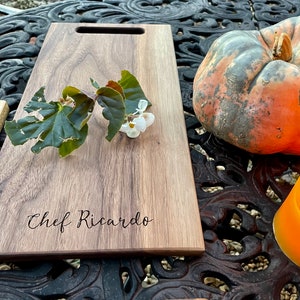 Personalized Charcuterie Board for Her and Him, Engraved Cheese Board in Walnut, White Oak, or Maple, Gift for Best Friend, Keepsake Gift