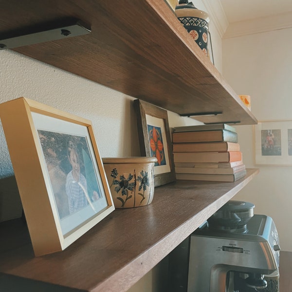 Wood Shelf in Solid Walnut or Maple, Hardwood Kitchen Shelves, Long Shelves for Storage, Long Kitchen Shelves Exposed Brackets