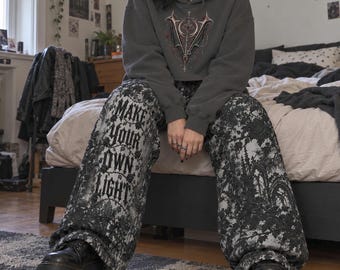 Gotische broek met wijde pijpen, zwarte rozen- en doornenprint, zware katoenmix, unisex