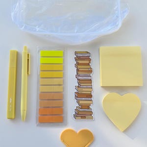 Book Annotation Kit | Starter Kit with Pen, Highlighter, Bookmarks, Post-Its | Book Lover Gift