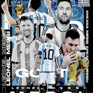 Peut inclure: Une affiche graphique présentant plusieurs images de Lionel Messi dans son maillot de football bleu et blanc de l'Argentine. Le design inclut le texte "LEONEL MESSI", "GOAT" et "ANKARA MESSI". Une image le montre embrassant la coupe du monde.