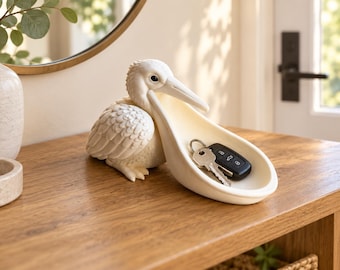 Pelican Catchall Tray, 3D Printed Bird Key Holder, Coastal Desk Organizer, Jewelry Dish, Beach House Decor