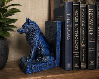 Viking Wolf Bookend | Norse Mythology Book Holder | Rune Bookshelf Decor | 3D Printed Wolf Statue | Fantasy Home Decor