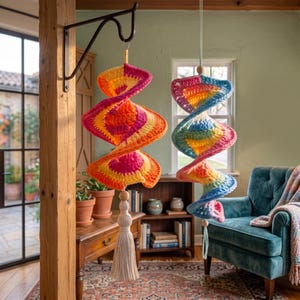Häkelanleitungsset für einen spiralförmigen Windspinner, Regenbogen-Sonnenfänger & Gartenspinner (PDF), einfache Boho-Hängedekoration, Häkelanleitung für Anfänger