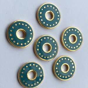 6 Vintage Laurel Burch Teal Kreis Cloisonné Schmuck Handwerk Heishi Scheibe Perle oder Anhänger