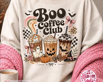 Design PNG "Boo Coffee Club", grafica di Halloween a tema caffè con tazze fantasma, zucca, pipistrelli e cappello da strega per magliette.