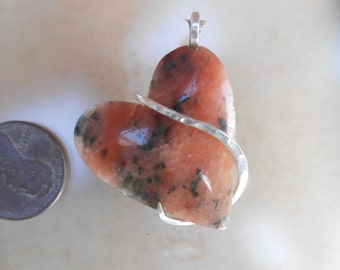 Cabochon-Peach Adventurine Heart Silver Wrapped Pendant