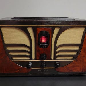 Antique Art Deco Radio - Etsy