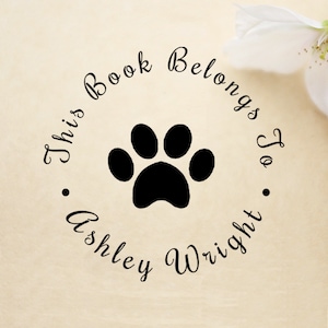 zelf inkt aangepaste bibliotheek stempel, boek stempel, dit boek behoort, uit de bibliotheek van puppy paw, LR23 te koop