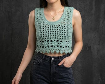 Gehaakt zomerpatroon mesh top pdf, gehaakt crop-toppatroon voor beginners, gebloemd kanten hemd | Patroon gehaakte zomertop pdf, crop top van mesh,