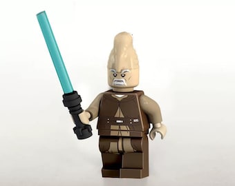 Custom Star Wars Master Jedi Ki-Adi-Mundi Minifigure