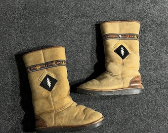 Grateful Dead Minnetonka Wildleder Stiefel Herren 9.5 Tan Bestickte Skeleton Sohle 70s