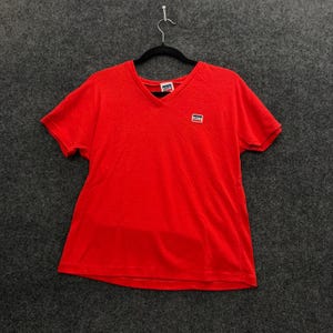 ヴィンテージ リーバイス レディース レッド Vネック Tシャツ 80年代ロゴパッチ付き 58203-0585 ラージ