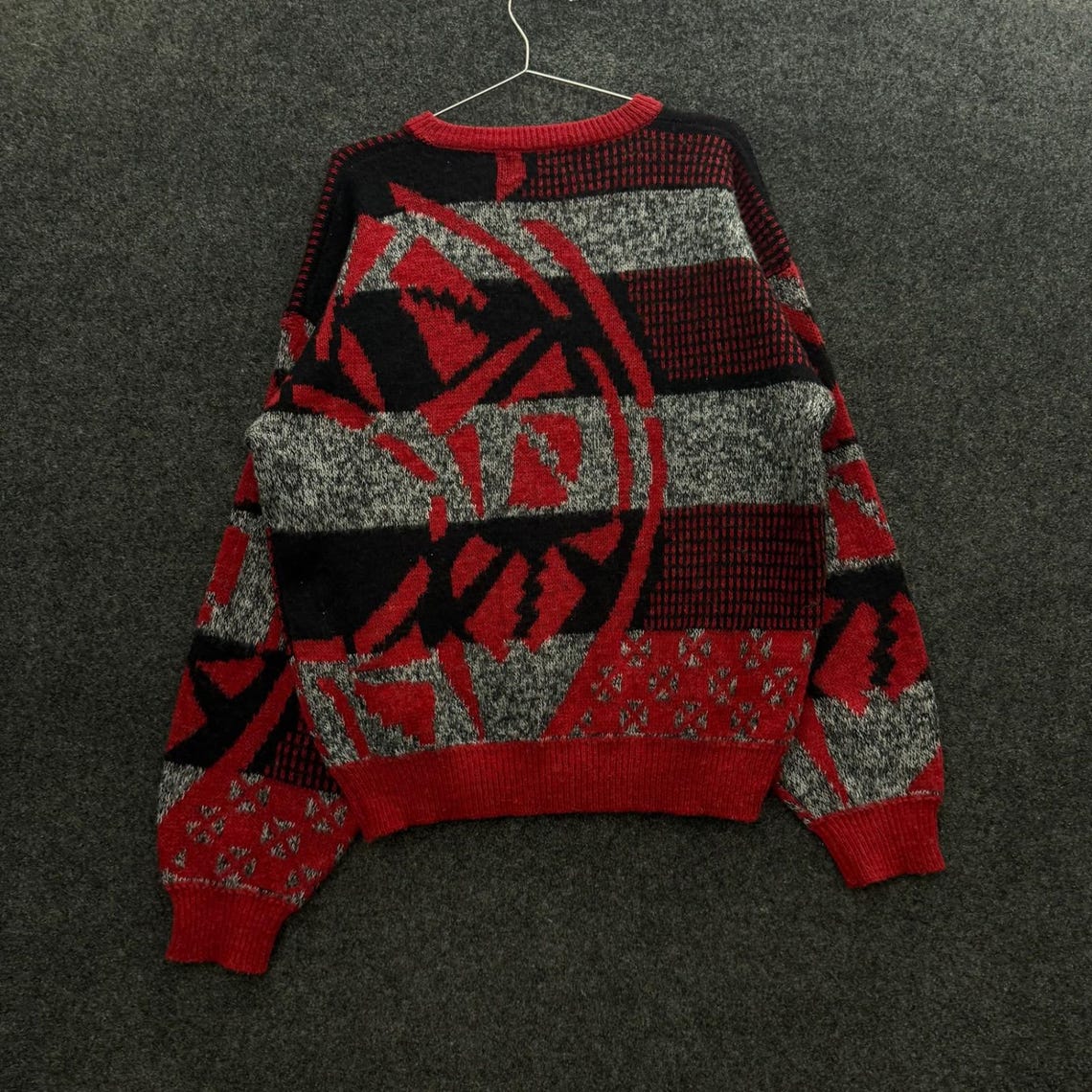 Vintage Saturdays 90s Grandpa Abstract Geometric Wool Blend Sweater Red Large, foto 1 di 5