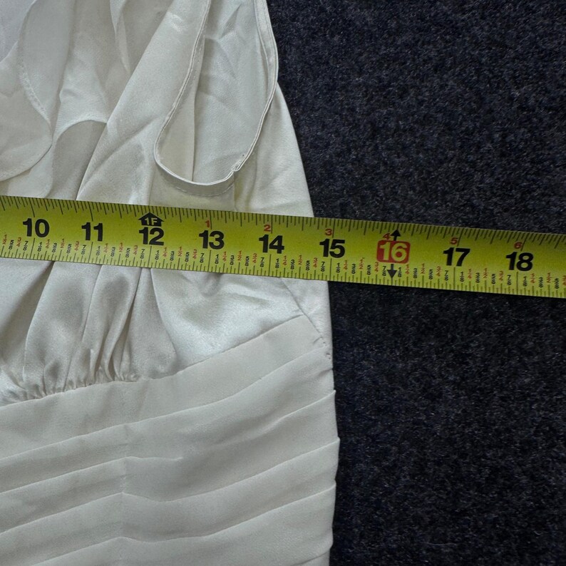 Apostrophe Ivory Ruffle V Neck Sleeveless Satin Blouse Size M - Etsy