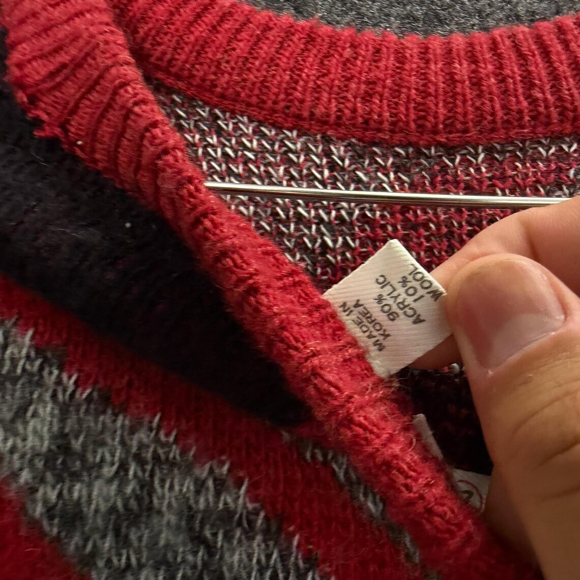 Vintage Saturdays 90s Grandpa Abstract Geometric Wool Blend Sweater Red Large, foto 4 di 5