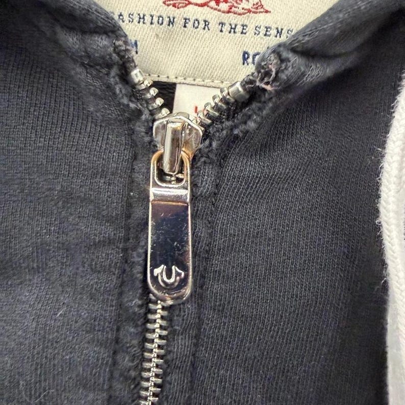 True Religion Zip Hoodie Mens Large Black Horseshoe Graphic Y2K Logo Streetwear image 5