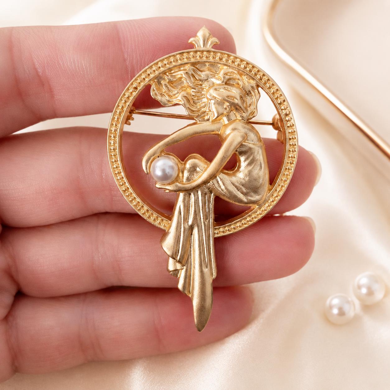Vintage brooch - Etsy 日本