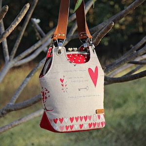 Kiss lock shoulder bag, Large kiss lock bag, Shoulder bag, Valentine&#39;s bag, Metal frame bag
