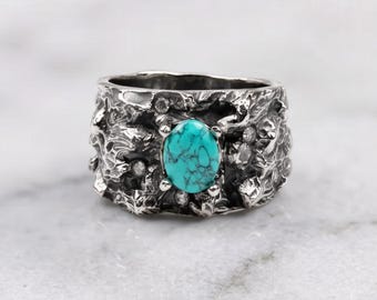 Anello con turchese e zirconi cubici, anello con gemma blu taglio ovale, gioiello artigianale fatto a mano.