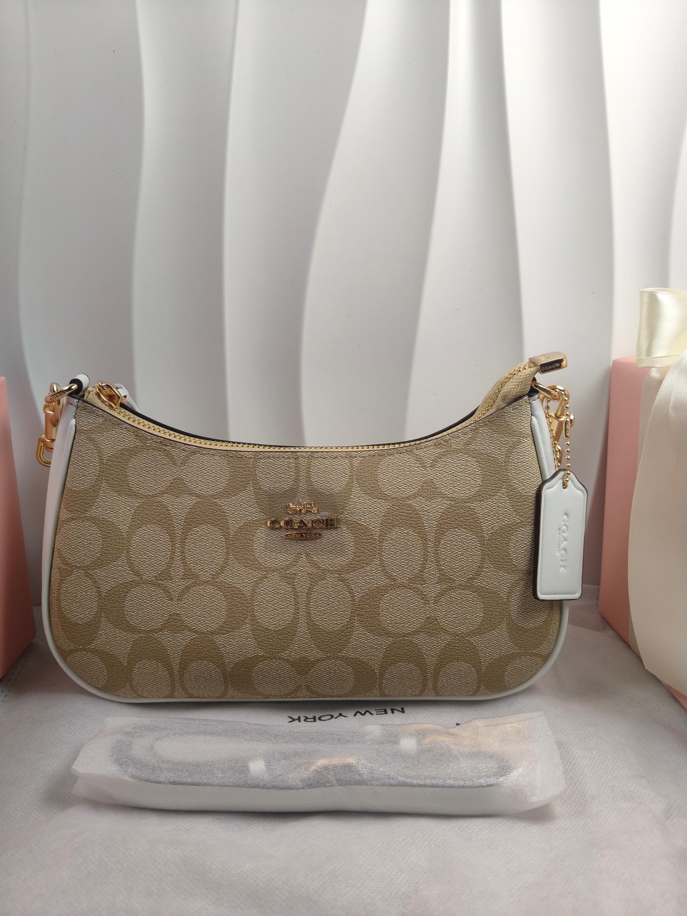 Coach Y2k Shoulder Bag - Etsy