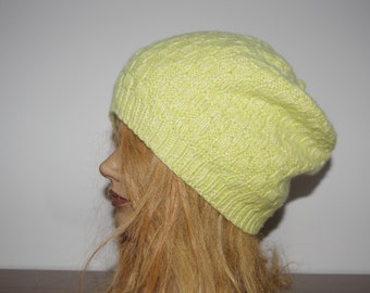 Boina tejida a mano de cachemira pura de color verde brillante y amarillo, tamaño grande