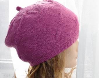 Béret torsadé pur cachemire rose lilas tricoté à la main