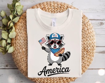Patriottische wasbeer PNG, 4 juli Amerika shirtontwerp, grappige Amerikaanse dierensublimatie downloaden