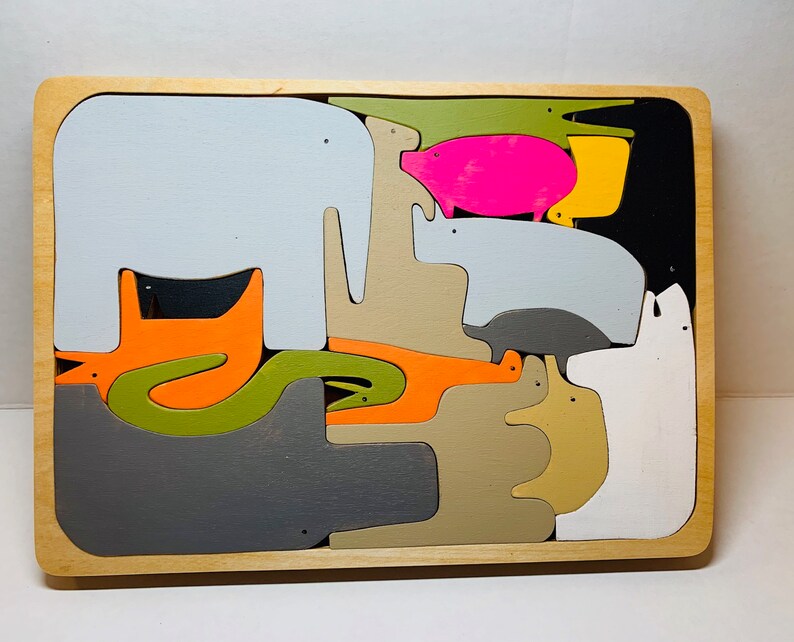 16 piece wooden animal puzzle educational toy tray puzzle, Enzo Mari inspired