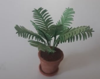 Dollhouse small palm tree