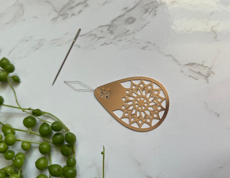 Needle Threaders | Rose Gold Needle Threader | Silver Hook bild 2