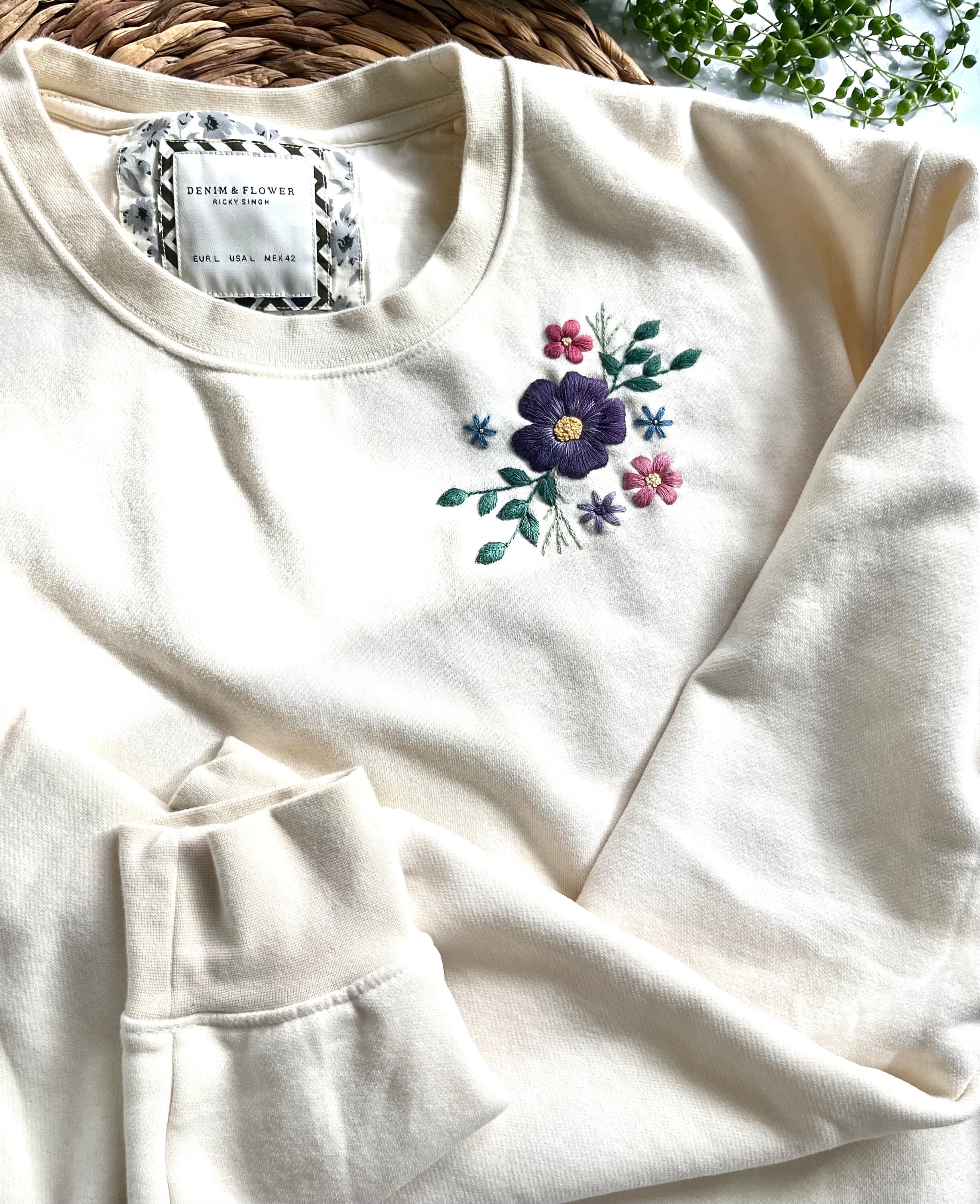 Embroidered Sweatshirt | L | Cream Embroidered Crewneck - Etsy Embroidered Sweatshirt | L | Cream Embroidered Crewneck - Etsy