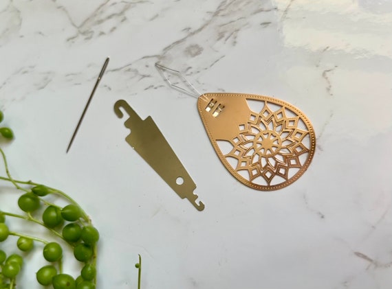 Needle Threaders | Rose Gold Needle Threader | Silver Hook
