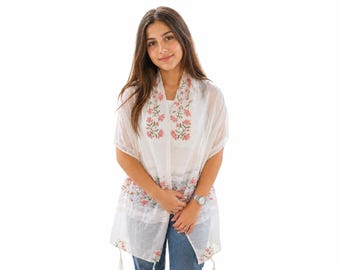 Personalized Floral Tallit Women Set for Bat Mitzvah | Embroidered Pink Flower Prayer Shawl, Kippah
